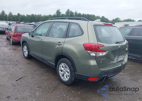 2021 Subaru Forester z USA, uszkodzony, nr VIN JF2SKADC1MH419075
